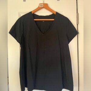 Lafayette 148 New York Black V-Neck Short Sleeve Top